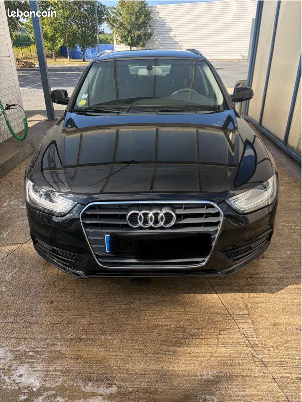 Audi A4 2012 multitronic noir 157410km (image 1)