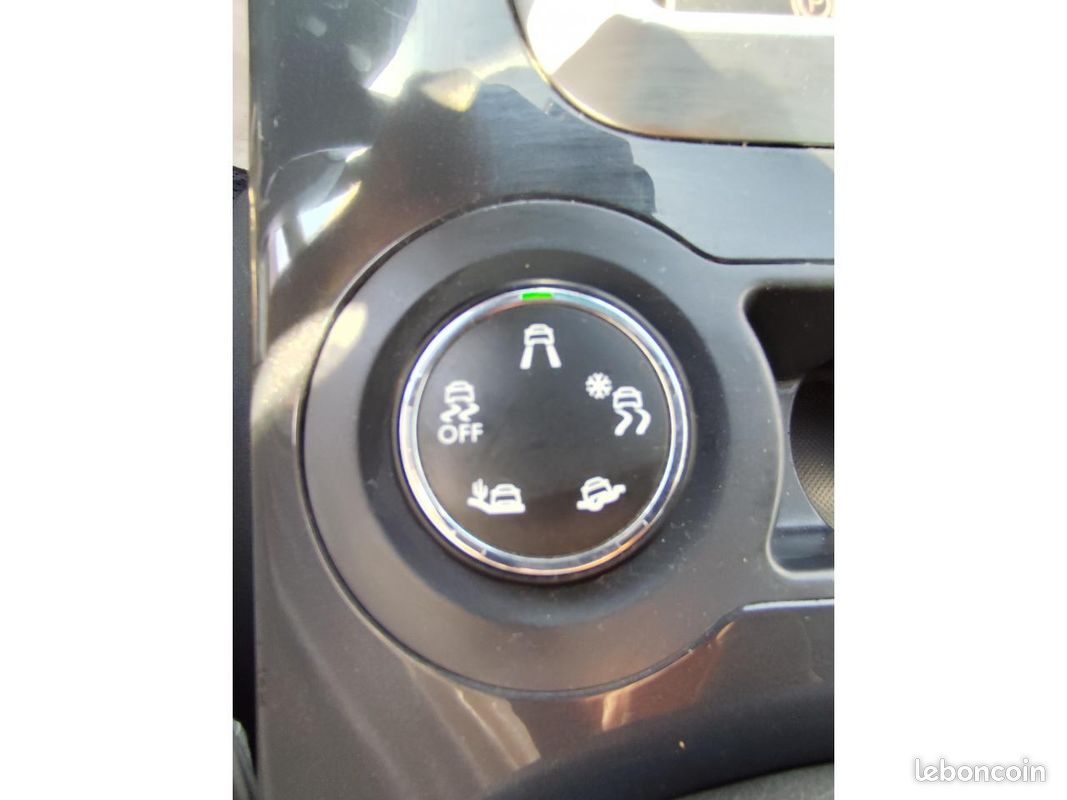 PEUGEOT 3008 1.6 e-HDi FAP - 115 - BV MP6 Business Pack PHASE 1 (image 30)