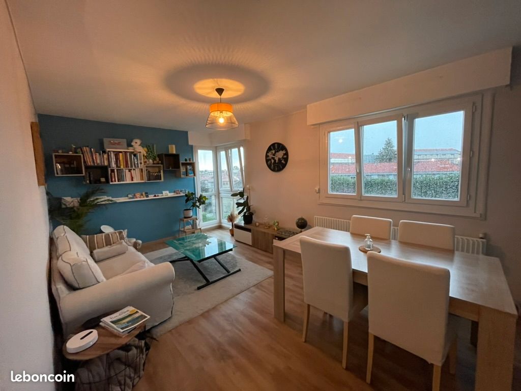Appartement 3 pièces 66 m² · à Riom · 66 m² · 735 €