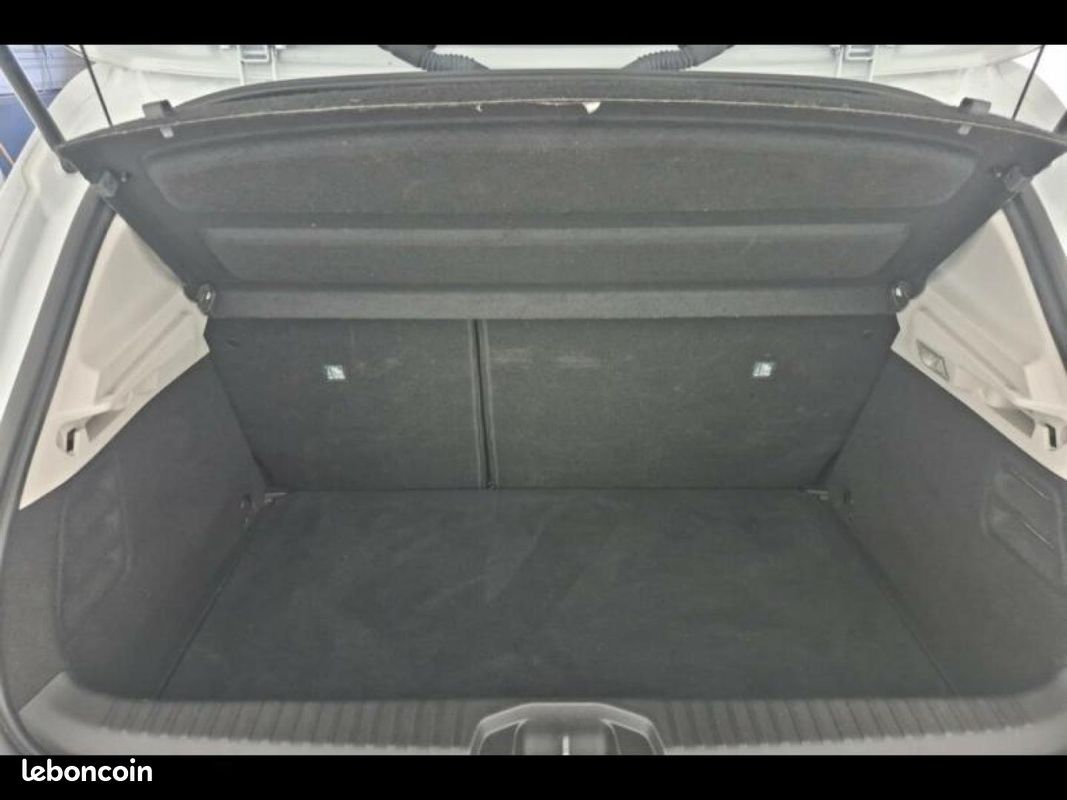 Renault Clio 1.6 E-Tech 145ch full hybrid Evolution (image 9)