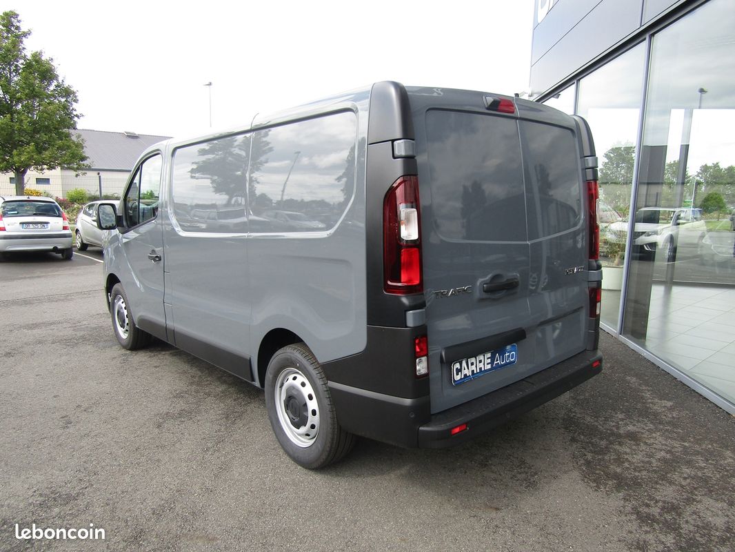 Renault TRAFIC III FG L1H1 3T 2.0 BLUE DCI 150CH ADVANCE -25 (image 6)