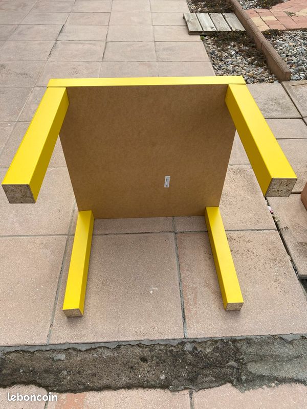 Table LACK IKEA Jaune (image 5)