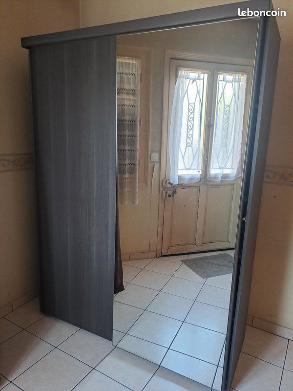 Grande armoire (image 1)