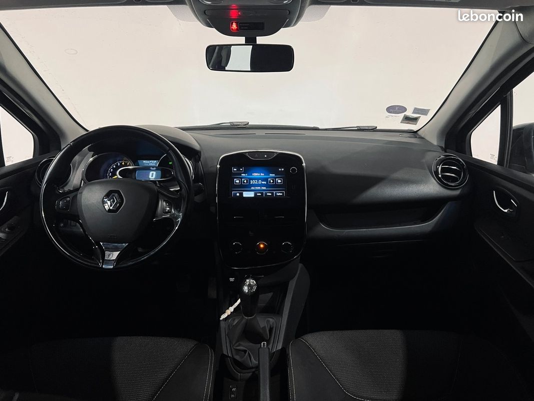RENAULT Clio IV TCE 90 Zen (image 15)