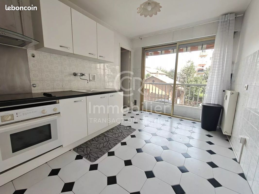 Appartement 2 pièces 51 m² · à Cannes · 51 m² · 199 000 €