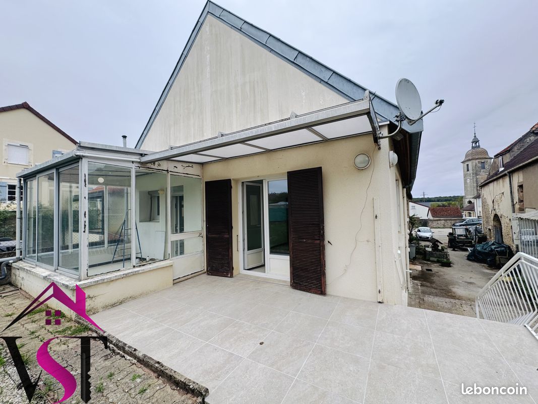 Maison 4 pièces 102 m² · à Auxonne · 102 m² · 740 €/mois
