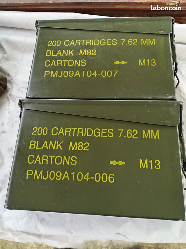 Lot de 2 caisses à munitions US vides (image 1)