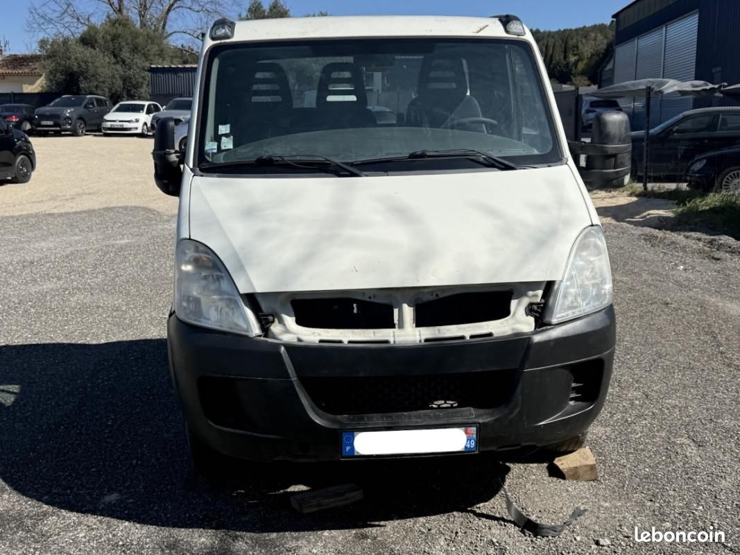 Iveco Daily CHASSIS 35C 12 EMP Roues Jumelés - MOTEUR HS (image 2)