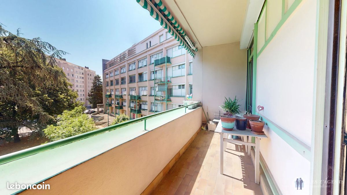 Appartement 2 pièces 51 m² · à Grenoble · 51 m² · 120 000 €