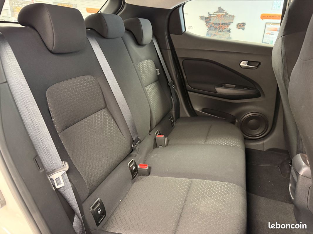 NISSAN JUKE 1.0 DIGT 115 Ch ACENTA 2WD (image 20)