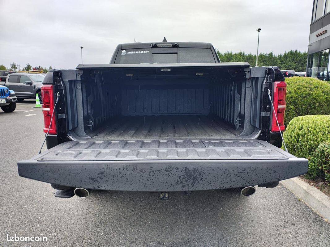 Dodge ram 1500 crew tungsten air rambox (image 5)
