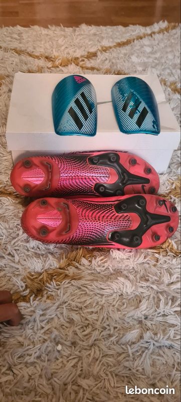 Nike Crampons Mercurial Vapor 13 Elite AG Pro Cramoisi Noir + Protege Tibias (image 2)