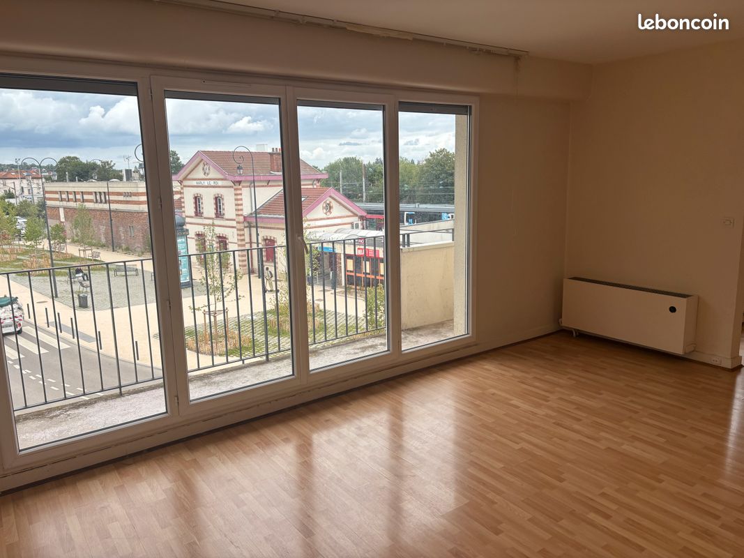 Appartement 5 pièces 98 m² · à Marly-le-Roi · 98 m² · 1 700 €/mois