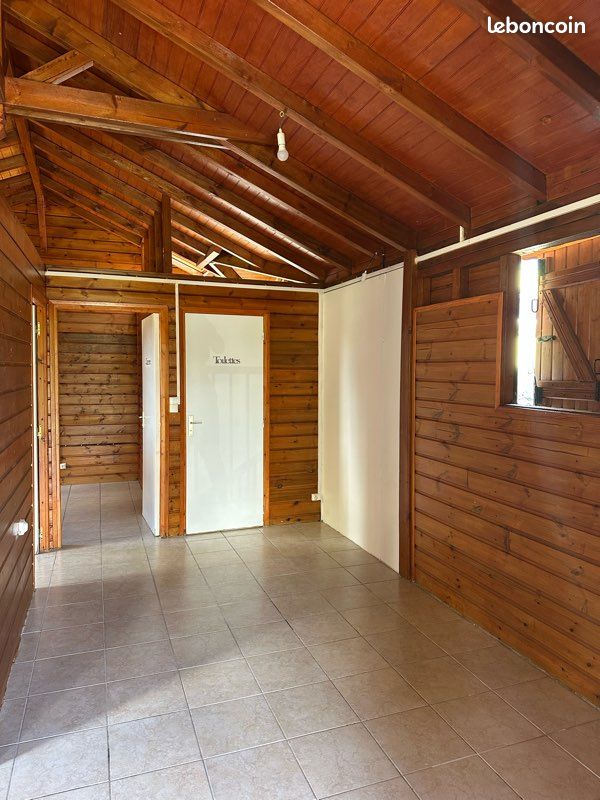 Appartement 3 pièces 50 m² · à Petit-Canal · 50 m² · 900 €