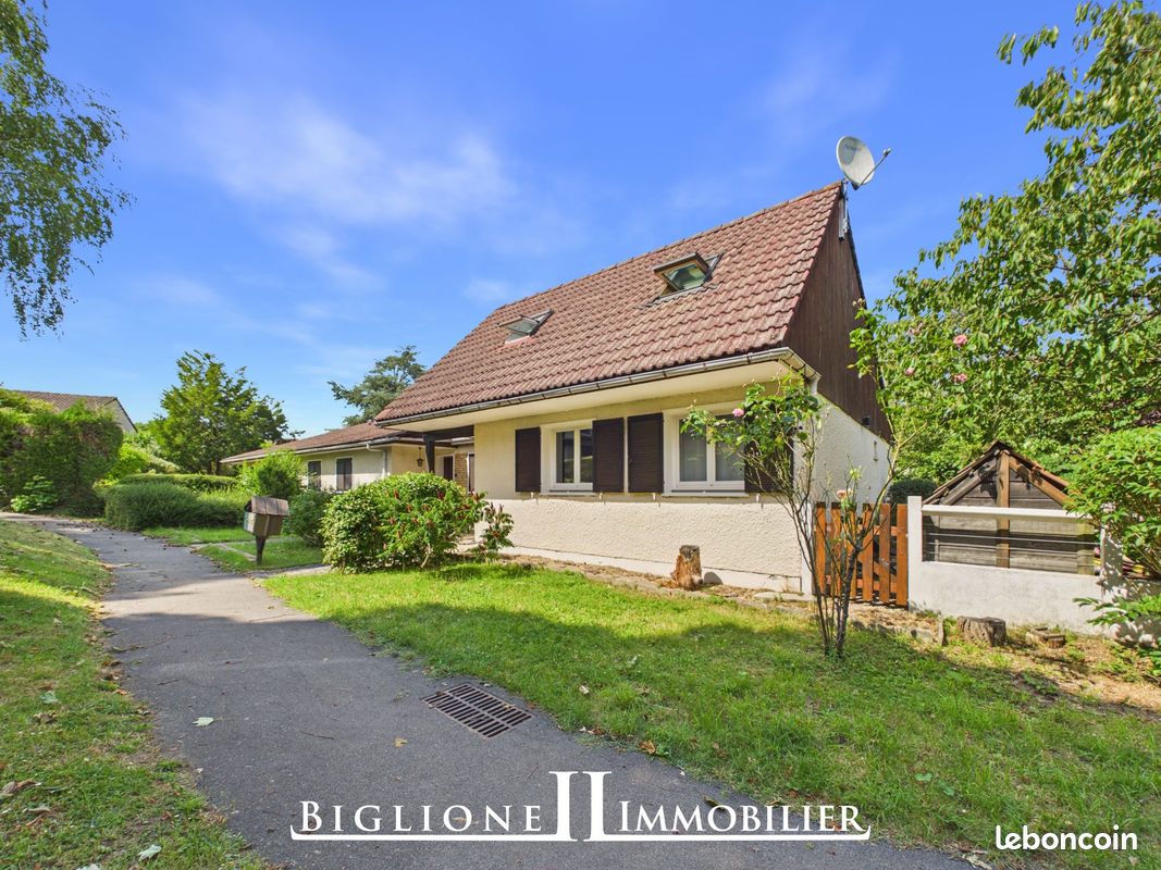 Maison 6 pièces 102 m² · à Coubron · 102 m² · 308 000 €