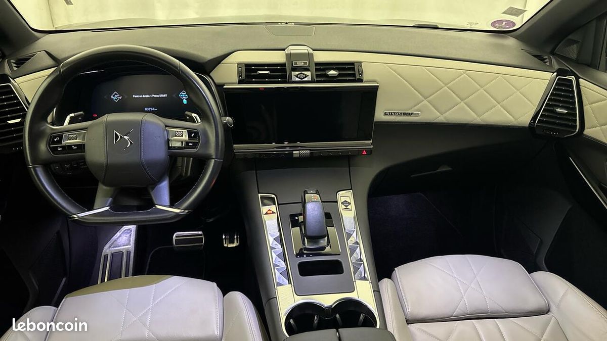 DS 7 Crossback E-TENSE 225 RIVOLI (image 11)