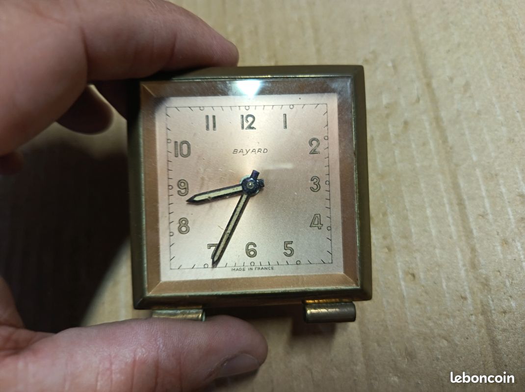 Ancienne pendulette BAYARD fonctionnelle mais à réviser montre reveil (image 1)