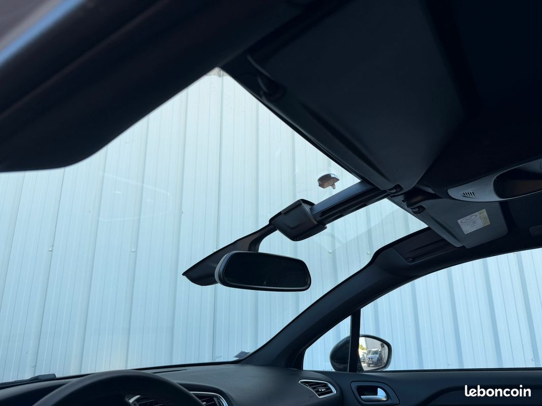 DS DS4 CROSSBACK SPORT CHIC 1.6 BlueHDI 120 BV AUTO 5 PORTES (image 15)