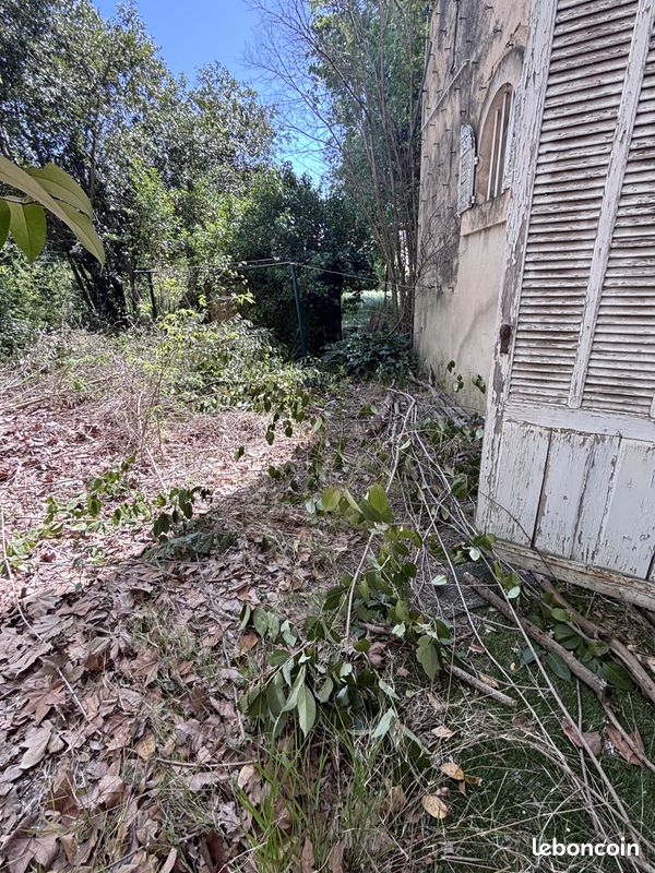 Appartement 2 pièces 46 m² · à Salon-de-Provence · 46 m² · 157 000 €