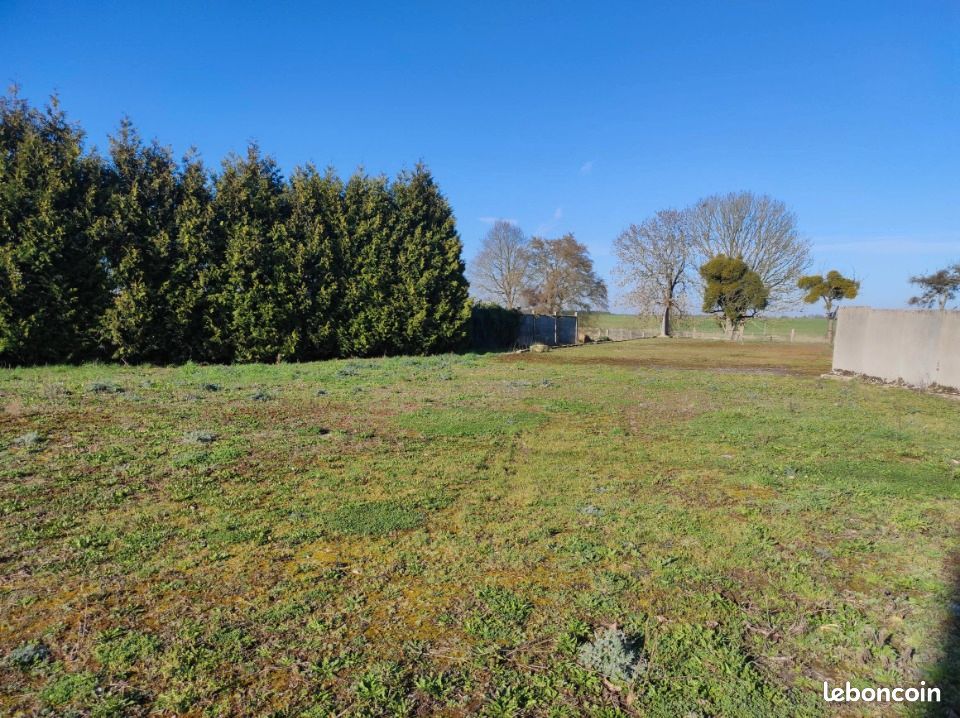 Terrain 1 000 m² Heuqueville · 45 000 €