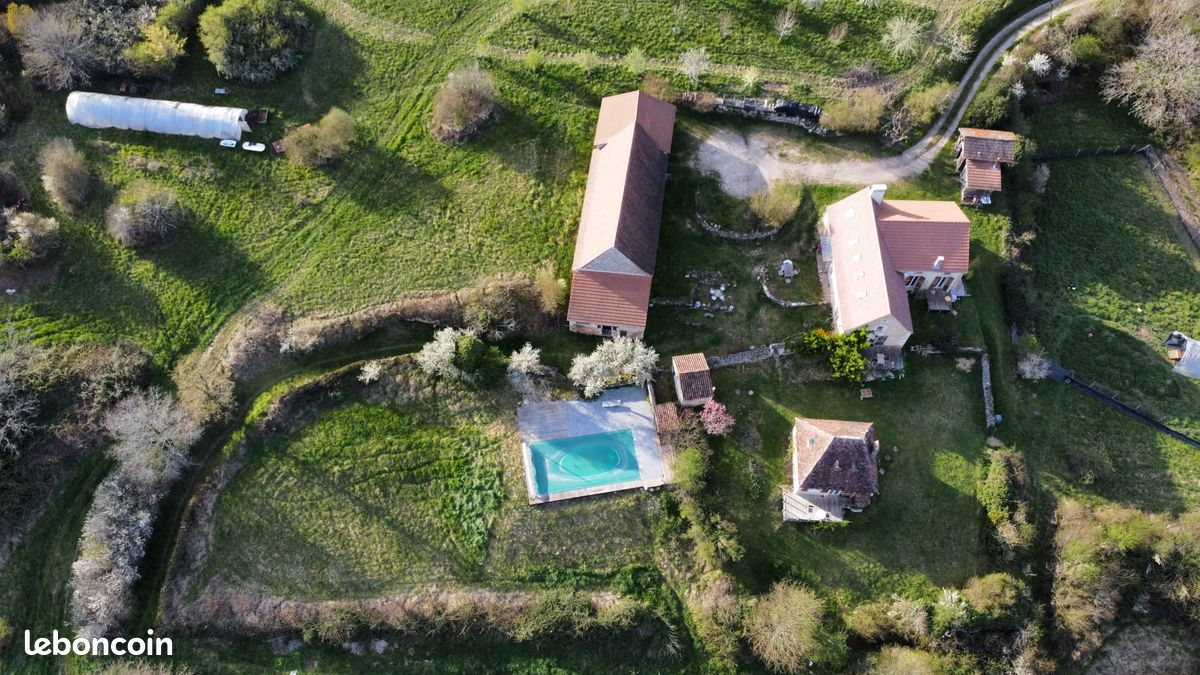 Maison 8 pièces 250 m² · à Bergerac · 250 m² · 650 000 €