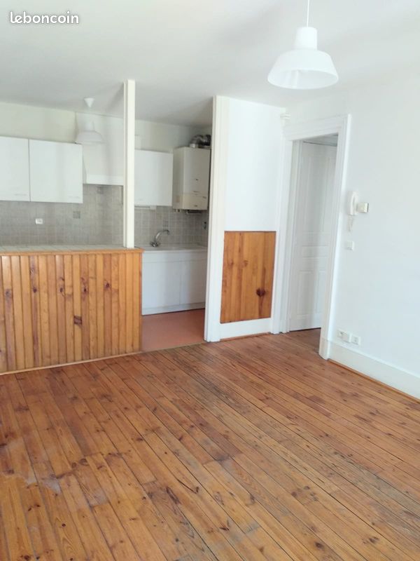 Appartement 2 pièces 41 m² · à Le Puy-en-Velay · 41 m² · 399 €