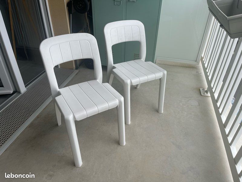 Chaises de jardin blanches Grosfillex (image 2)