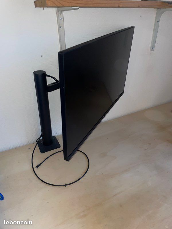 Écran LG 4K 32UN880-B (image 2)
