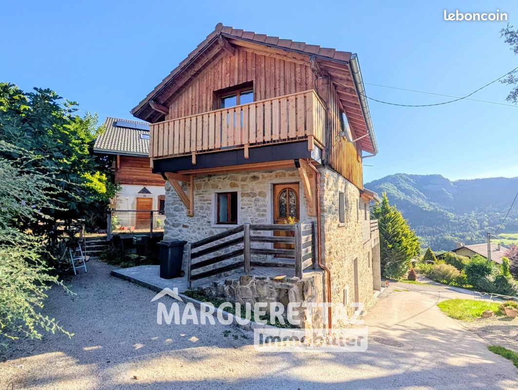 Maison 4 pièces 100 m² · à Fillinges · 100 m² · 389 000 €