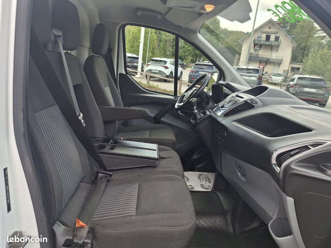 Ford TRANSIT CUSTOM FG 290 L1H1 2.2 TDCI 125CH LIMITED (image 7)