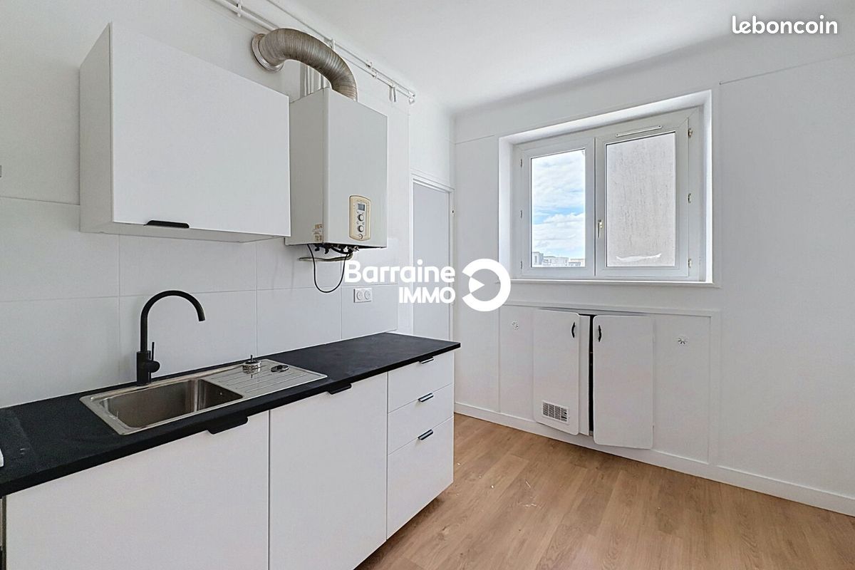 Appartement 4 pièces 107 m² · à Brest · 107 m² · 1 100 €/mois