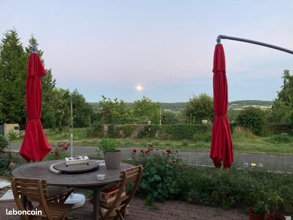Maison 8 pièces 476 m² · à Saint-Georges-sur-Erve · 476 m² · 347 000 €