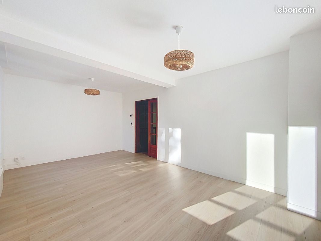 Maison 3 pièces 79 m² · à Tourcoing · 79 m² · 955 €/mois