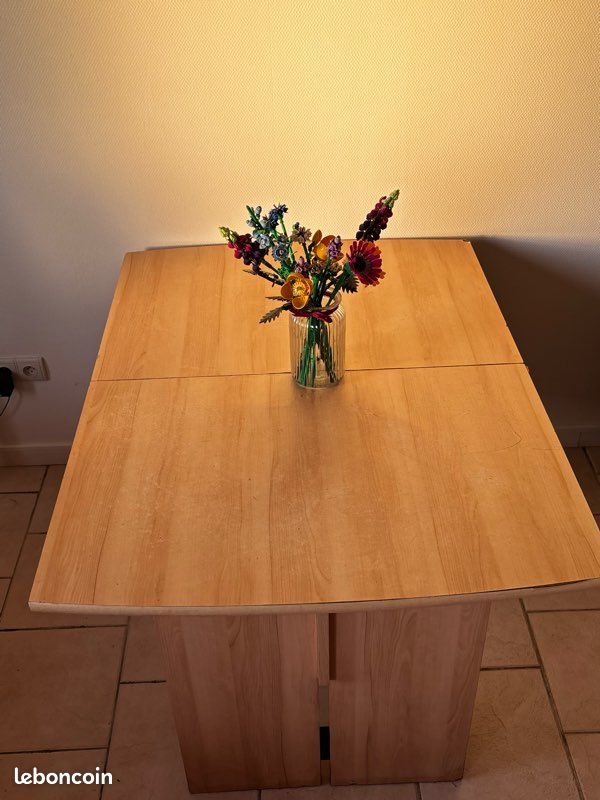 Table à manger (image 1)