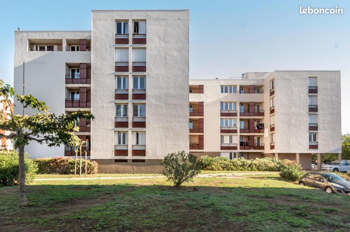 Appartement 3 pièces 57 m² · à Fréjus · 57 m² · 848 €/mois