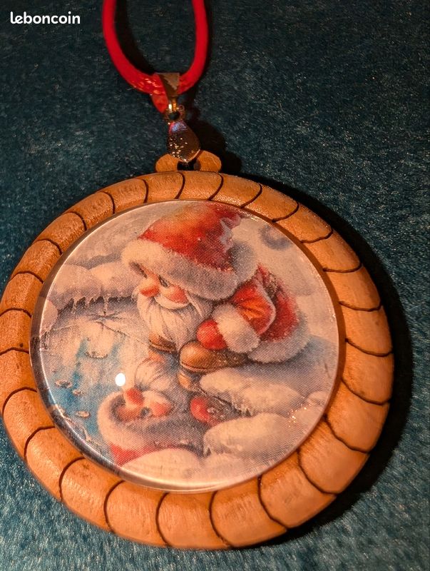Collier thème Noël (image 1)