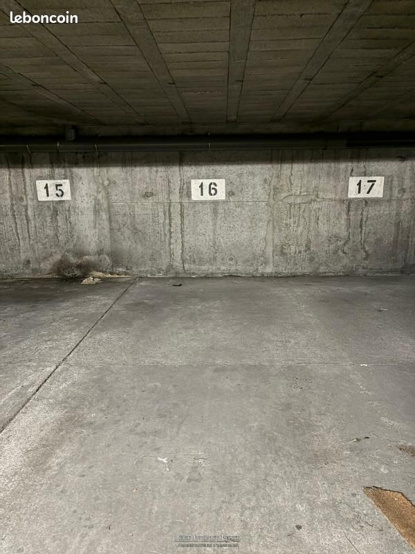 Parking 12 m² · à Villeurbanne · 12 m² · 10 000 €
