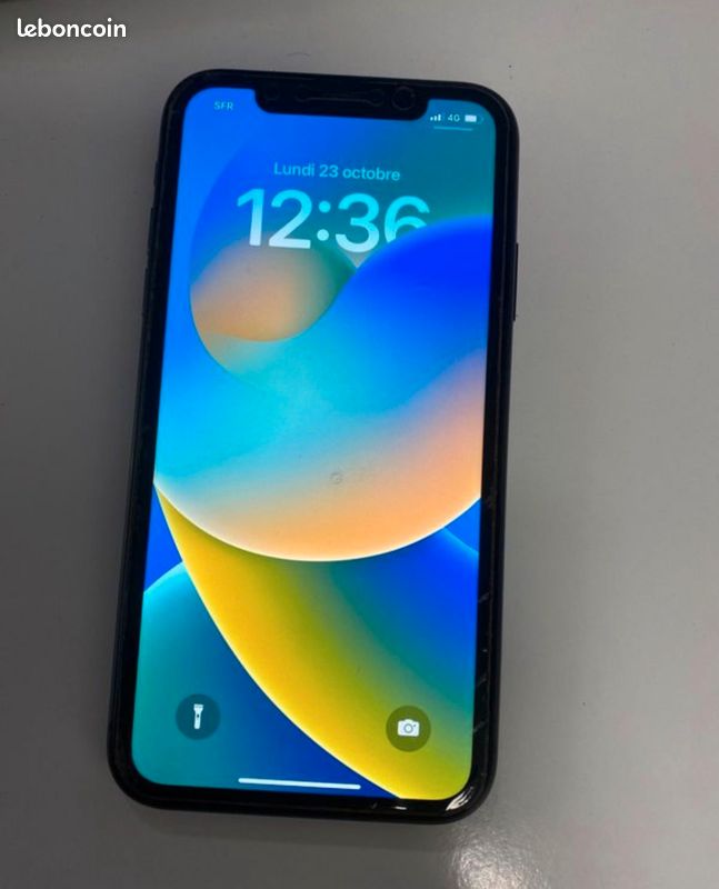 IPhone 11 64 gb avec garantie (image 2)