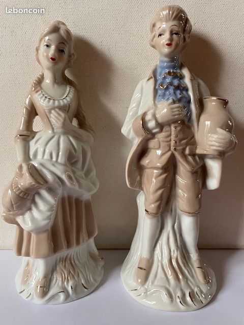 Lot de FIGURINES (image 1)