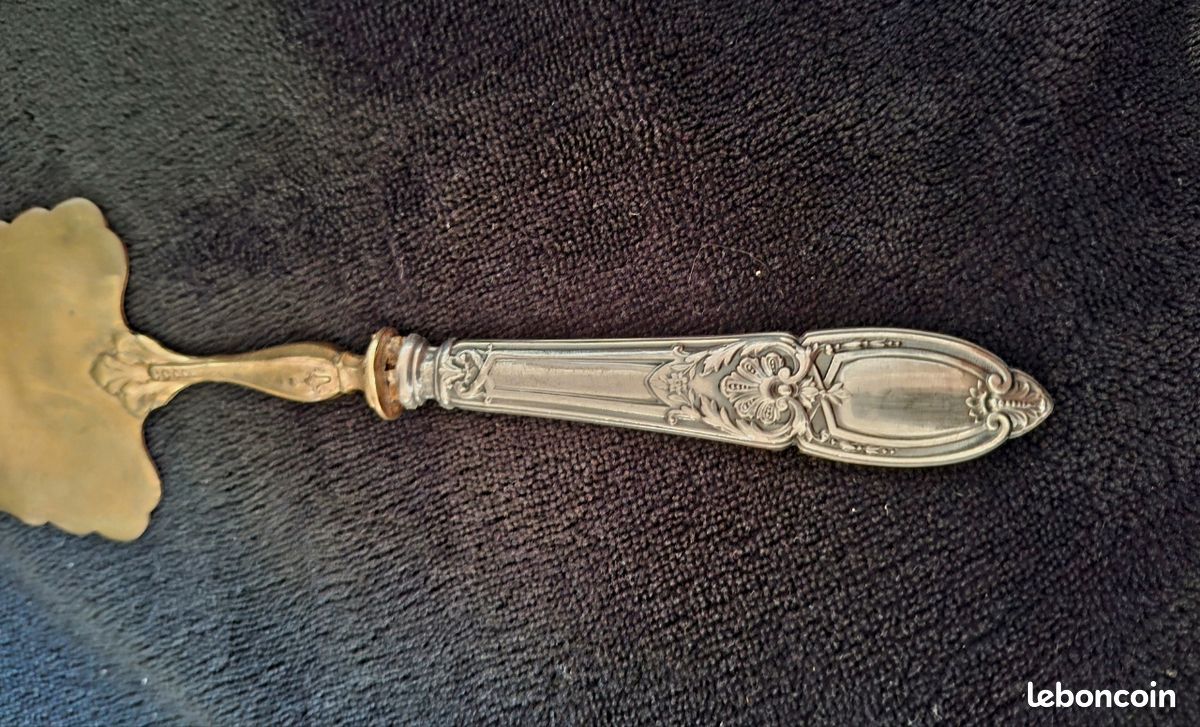 ​Pelle à tarte ancienne en argent fourré et métal doré Style Louis XVI (image 7)