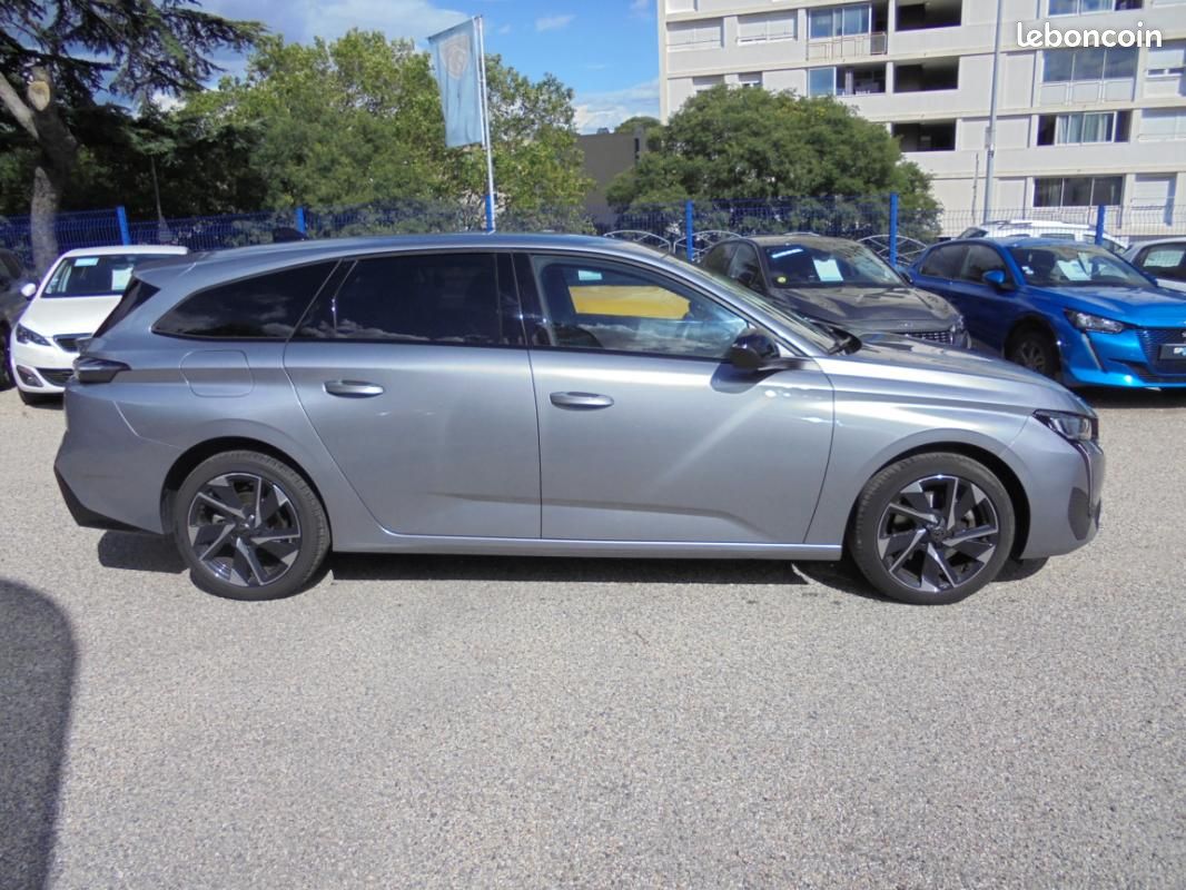 Peugeot 308 SW 130ch EAT8 Allure Pack (image 4)