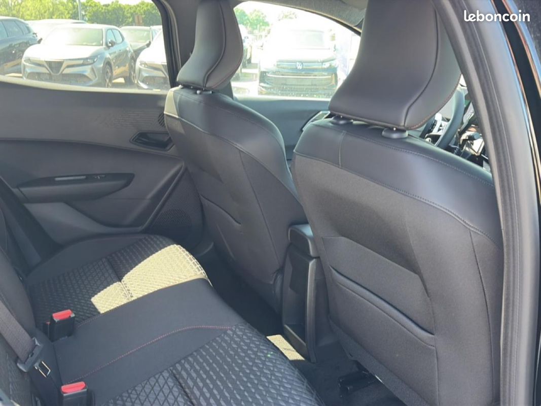 RENAULT CLIO VI 1.2 tce 115 techno edc (image 25)