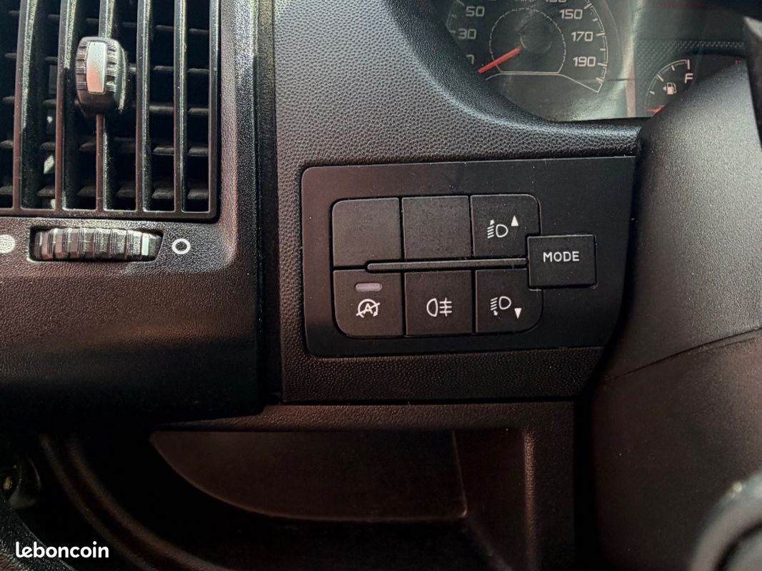 CITROEN JUMPER FOURGON TOLE 35 L3H3 BLUEHDi 140 SS BVM6 CONTROL (image 11)