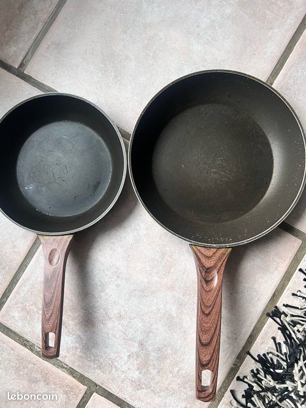 Poêle 20cm et 25cm (image 1)