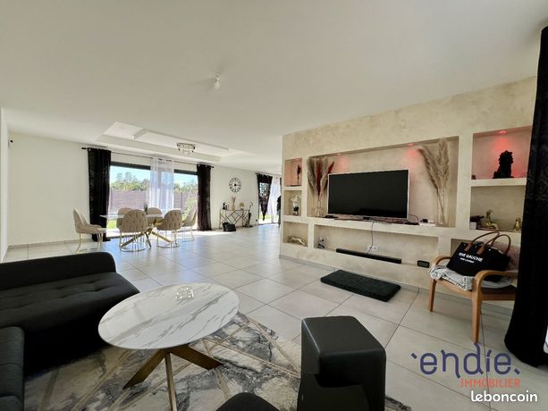 Maison 5 pièces 146 m²