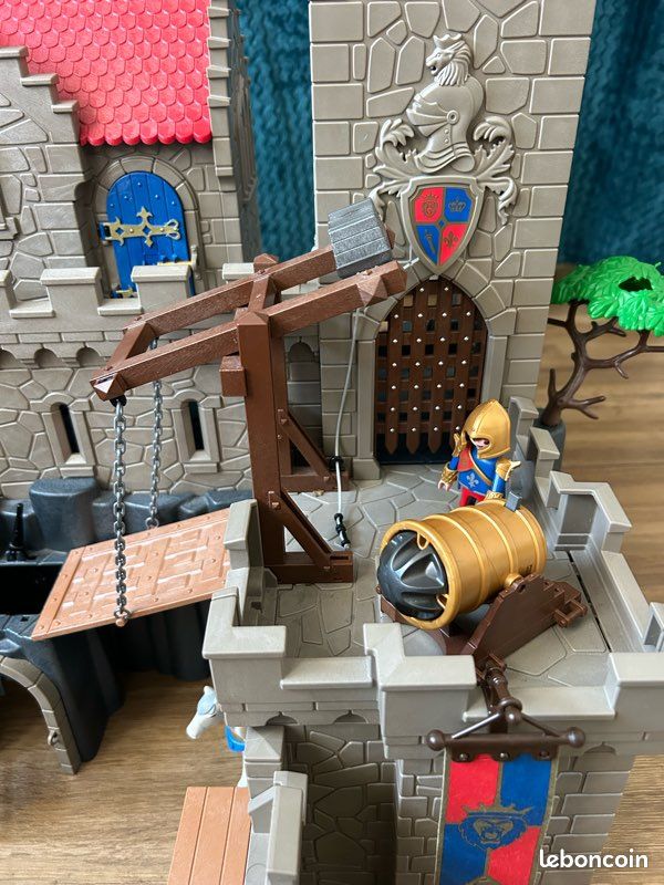 Château de chevaliers playmobile 6000 + 6373 + 6371 (image 3)