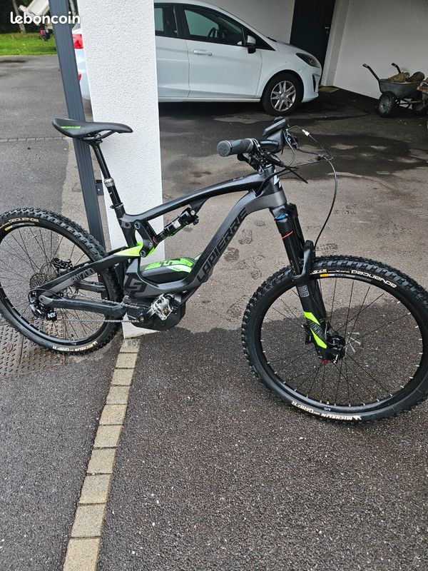 Vtt électrique lapierre overvolt am 700 carbonne Vélos