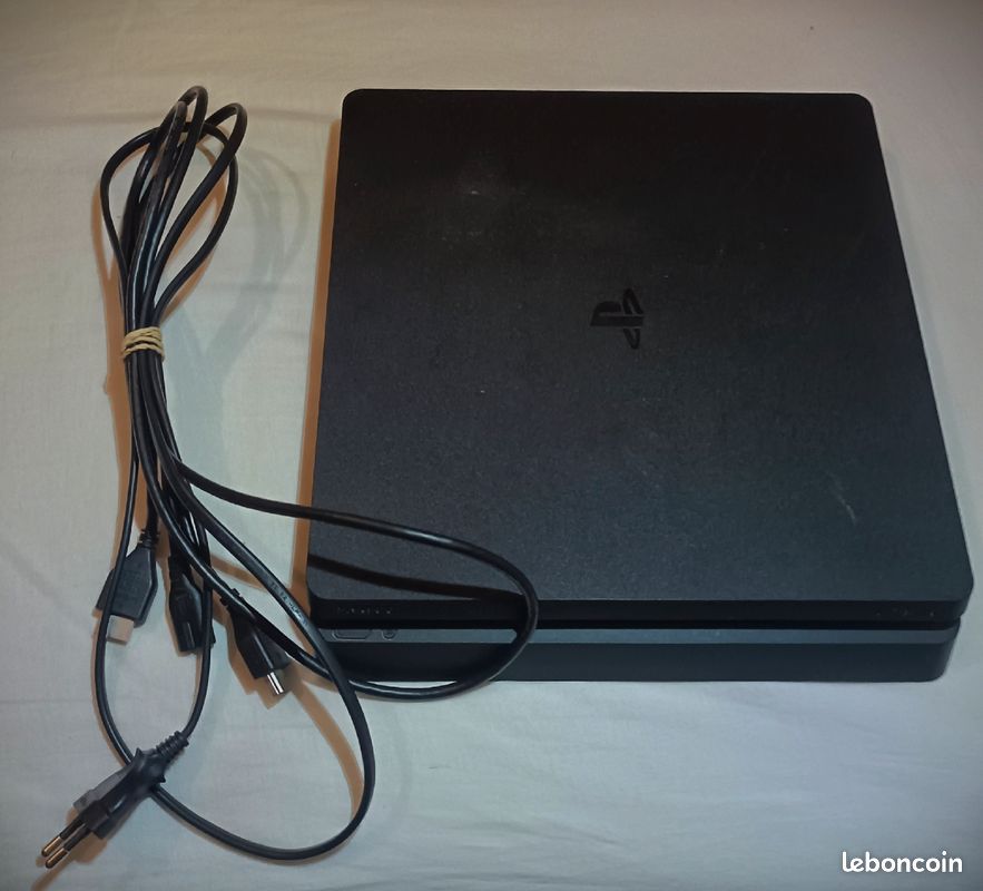 Ps4 avec 3 jeux vidéo (image 3)
