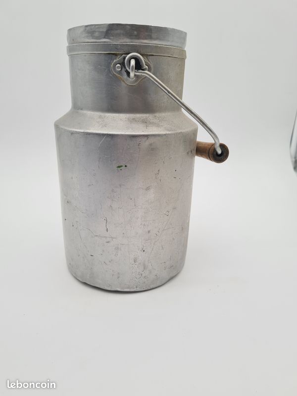 Ancien Pot rustique à beurre lait Tsampa bois metal primitif Nepal Tibet 26702