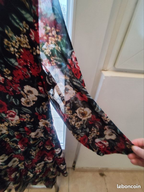 Robe (image 4)